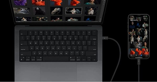 Connect iPhone to Mac via USB